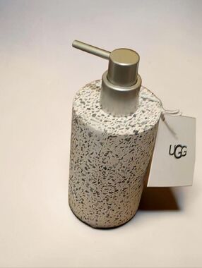 UGG Soap Liquid  Dispenser Pump TALISA NEW